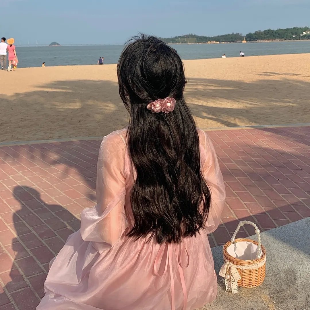 女税务员